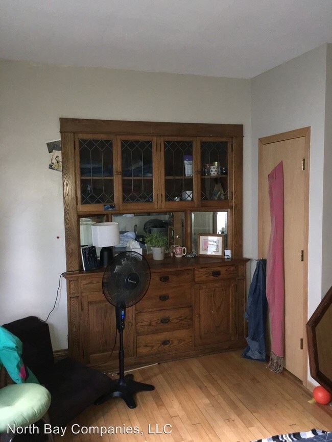 Foto del edificio - 2 br, 1 bath House - 869 19th Ave SE