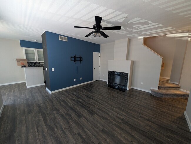 Building Photo - 3633 N 3rd Ave