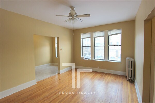 Foto del edificio - 2704 Sawyer N Ave