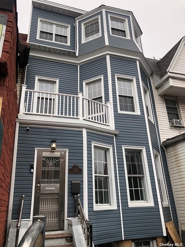 Primary Photo - 1819 Nostrand Ave.