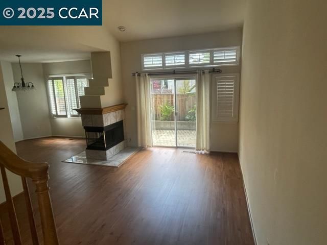 Foto del edificio - 1328 Shell Ln