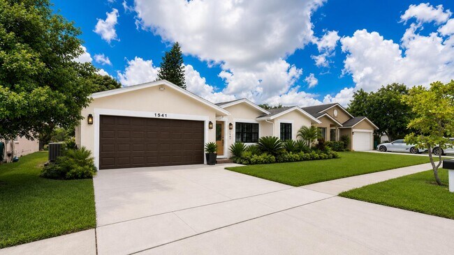 Foto del edificio - 1541 SW 102nd Terrace