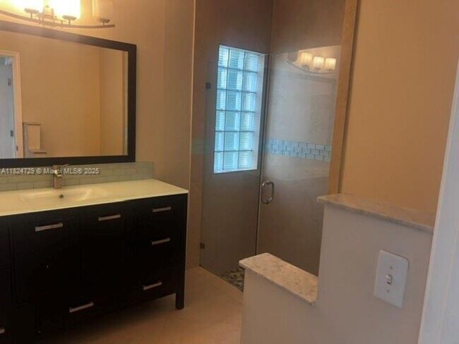 Foto del edificio - 14909 SW 50th Ct