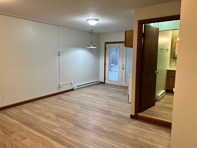 Building Photo - 227 Danbury Rd