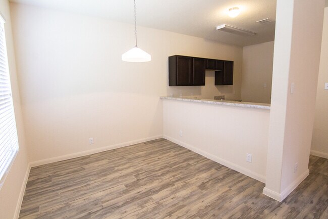 Foto del edificio - Tesoro Hills - 4810 War Horse Drive, San A...