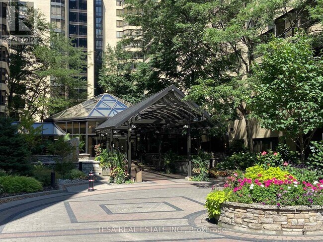 Photo du bâtiment - 195 St Patrick St