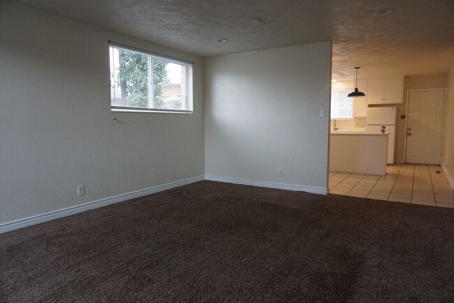 Building Photo - 2564 S 700 E