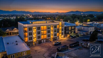Building Photo - 67 S Main St