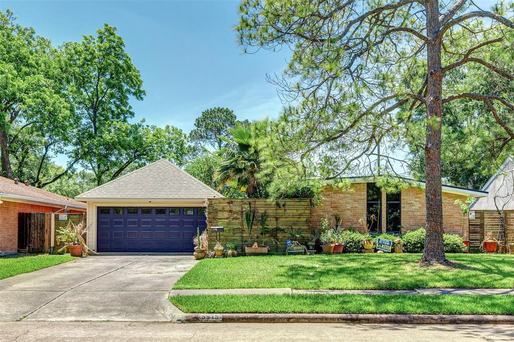 Foto principal - 5515 Ariel St