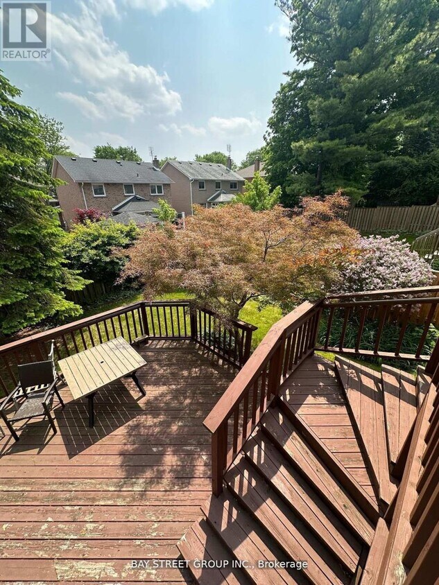 Building Photo - 9 Chadburn Crescent