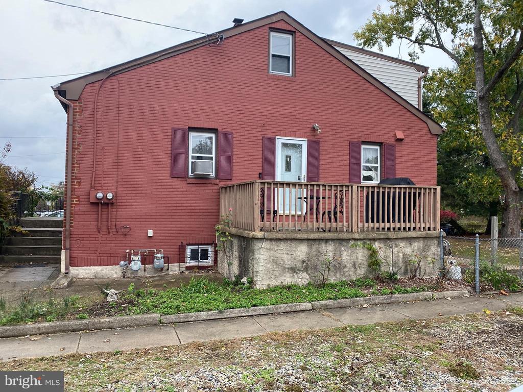 113 W St, Gloucester Township, NJ 08012 House Rental in Gloucester