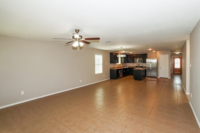 Foto del edificio - 10008 Calcite Dr