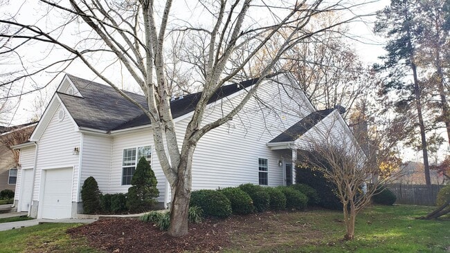Building Photo - 1217 Red Ash Cir