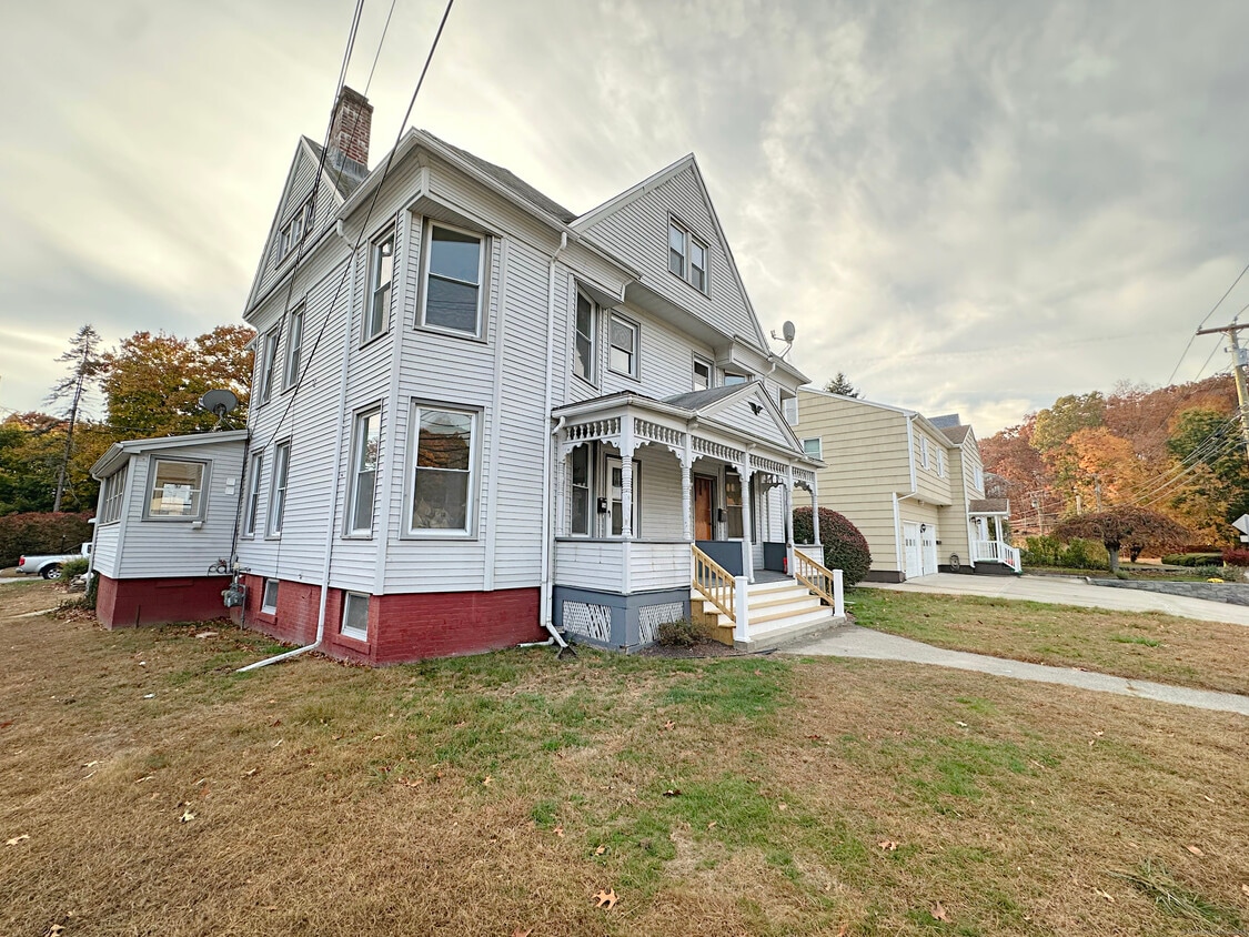 Primary Photo - 154 Hawthorne Ave