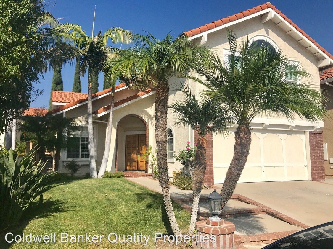 Foto principal - 4 br, 3 bath House - 19943 Crystal Hills Lane