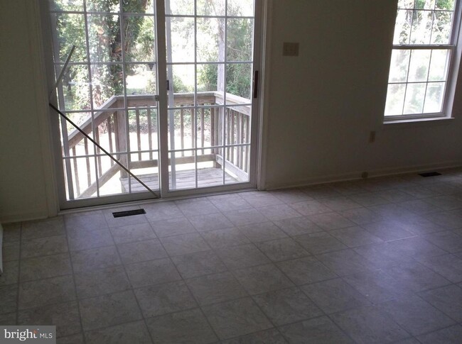 Building Photo - 19 Gray Inn Ct