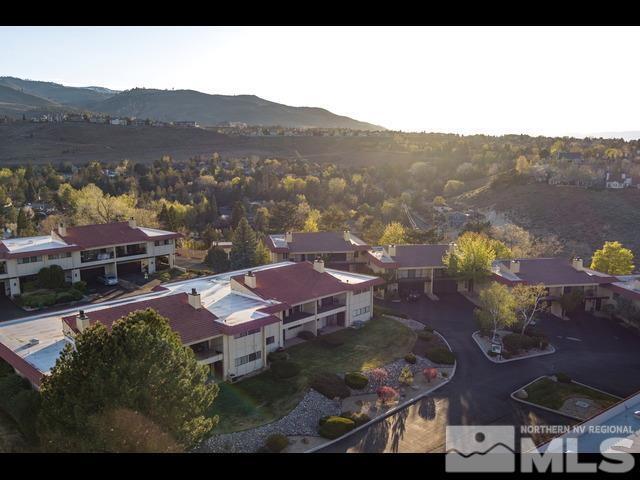 Foto del edificio - 3471 Skyline Blvd