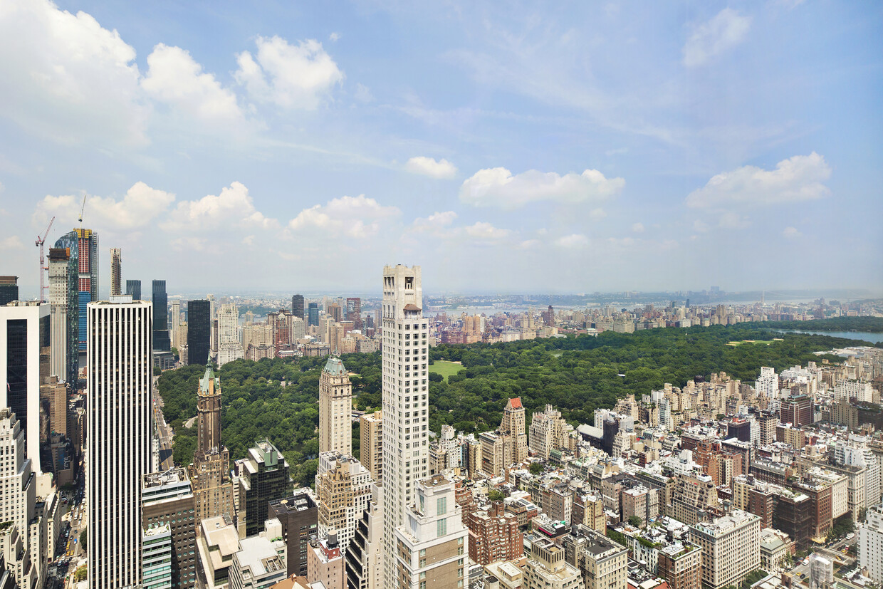 Foto principal - 151 E 58th St
