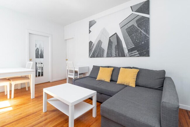 Foto del edificio - 1794 1st Ave