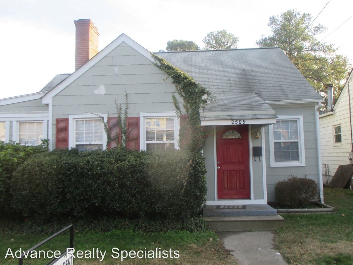 2509 Maplewood Rd, Henrico, VA 23228 House Rental in Henrico, VA