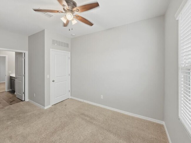 Foto del edificio - Spacious 4 Bedroom, 3 Bathroom home in Litchfield Park!