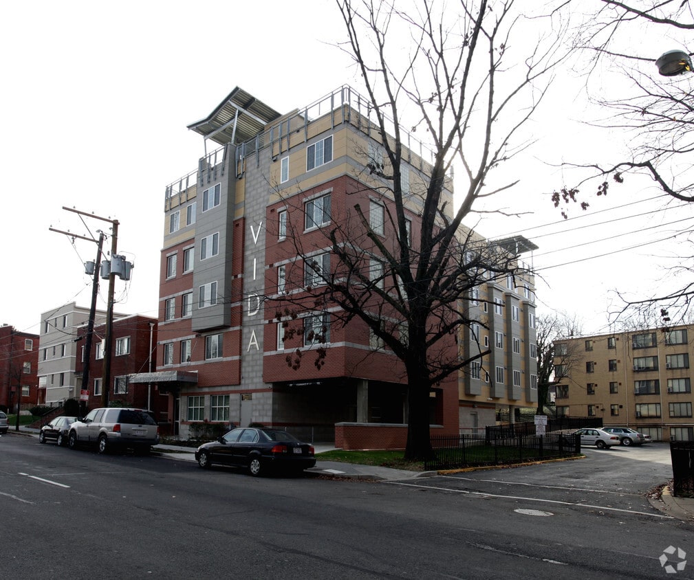 Building Photo - Vida Senior Residences at Brightwood