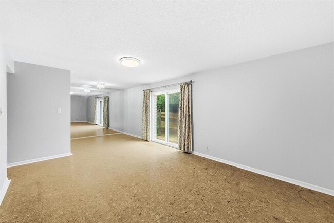 Foto del edificio - 7801 Shoal Creek Blvd