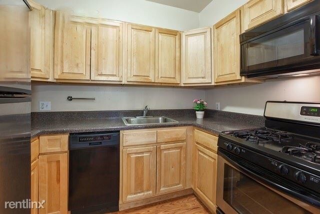 Foto del edificio - 227 E 24th St
