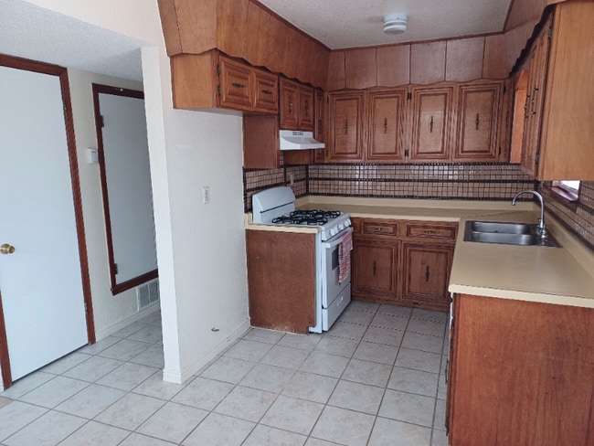 Building Photo - 11317 Lake Geneva Dr