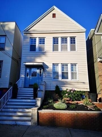 Primary Photo - 138 W 30th St