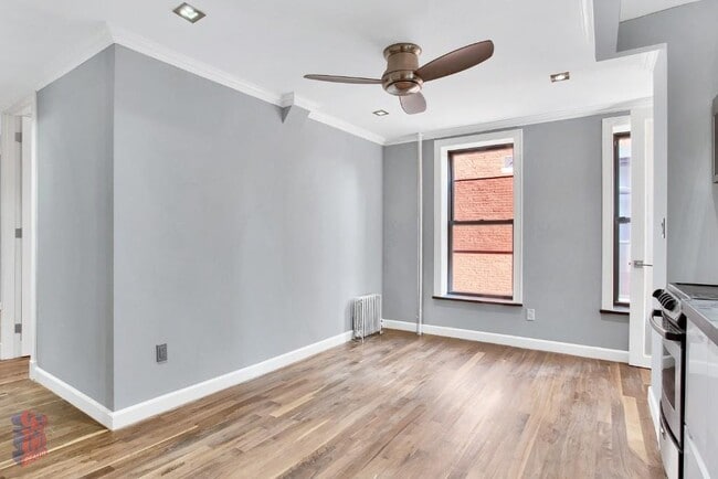 Foto del edificio - 2100 2nd Ave