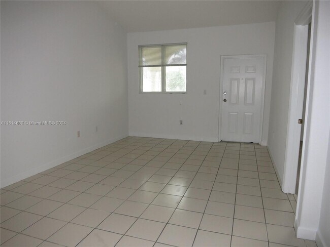 Foto del edificio - 2731 SE 17th Ave