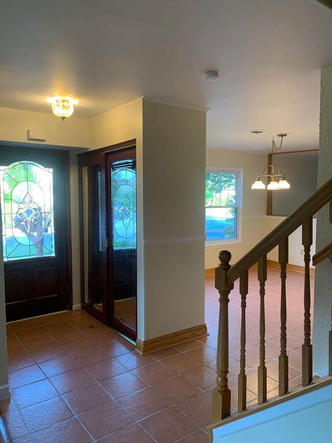 Foto del edificio - PARKLAND SCHOOLS- FOUR BEDROOM TOWNHOME