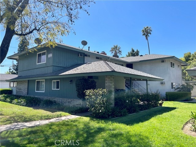 Primary Photo - 2064 Evergreen St