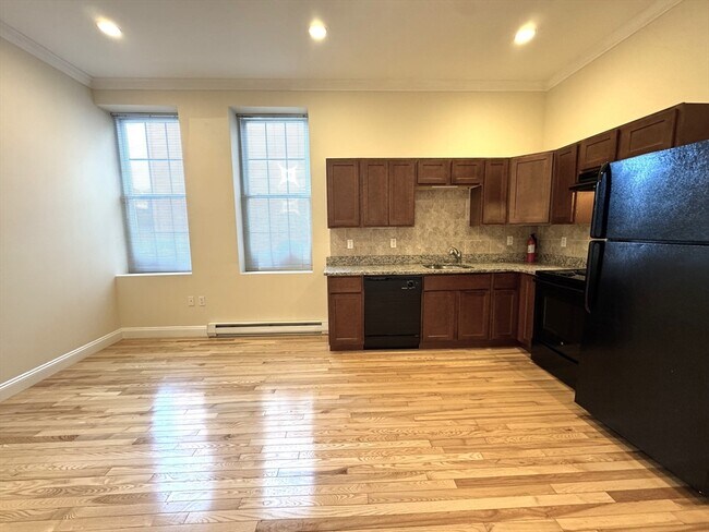 Foto del edificio - 3 Main St