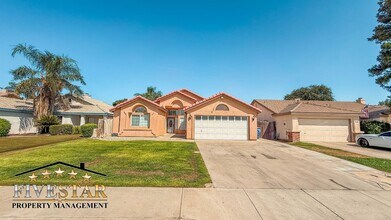 Building Photo - 7322 Cupio St