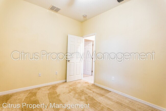 Building Photo - 3 br, 2 bath House - 128 Roger Williams Road