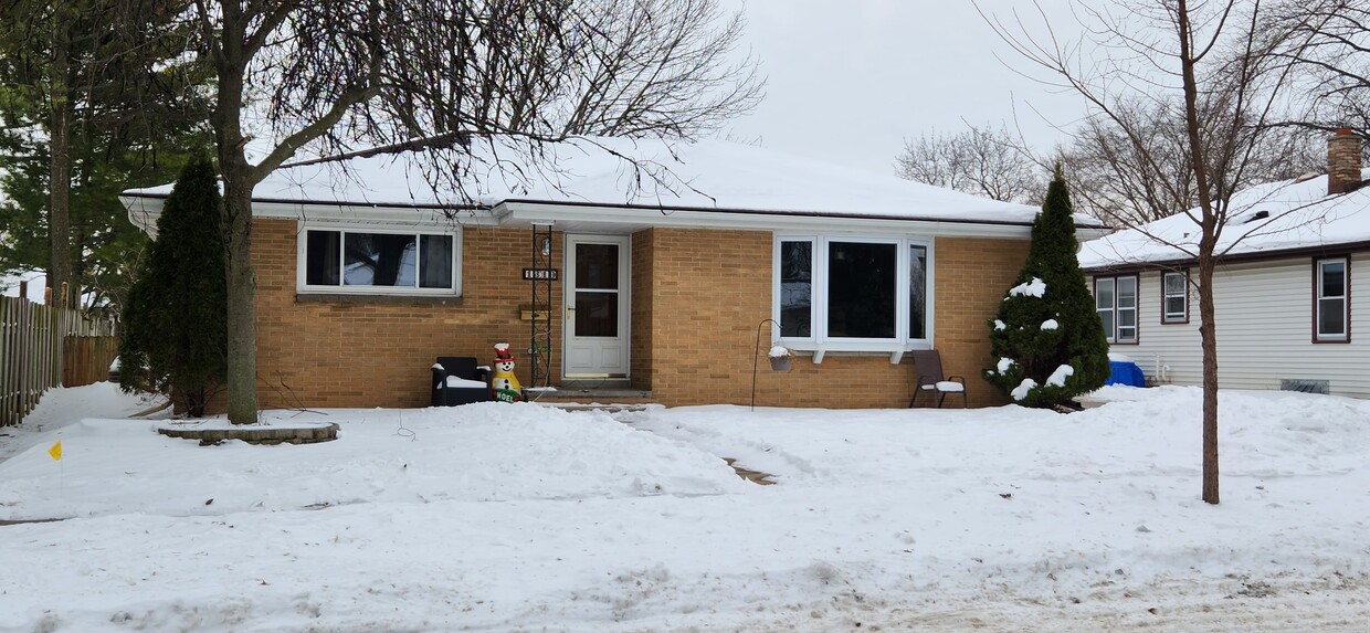 Primary Photo - 1319 W Grant St