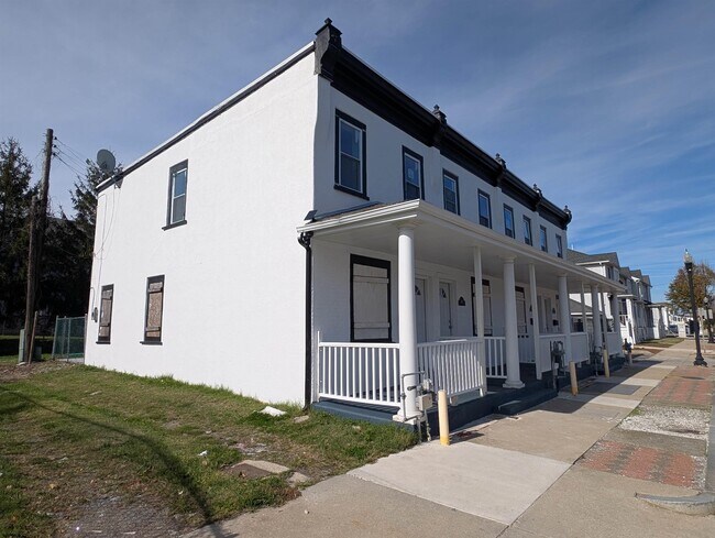 Foto del edificio - 124 N Delaware Ave