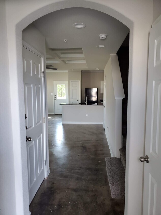 16906 Spirit Brk, Selma, TX 78154 Townhouse for Rent in Selma, TX