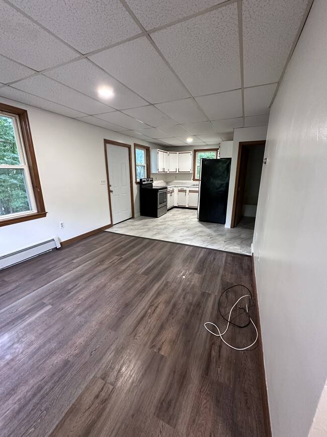 Building Photo - 473 Fairmount St