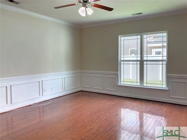 Building Photo - 185 Summer Hill Ct