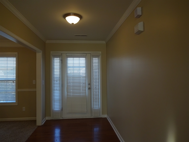 Building Photo - 113 Fox Den Ln