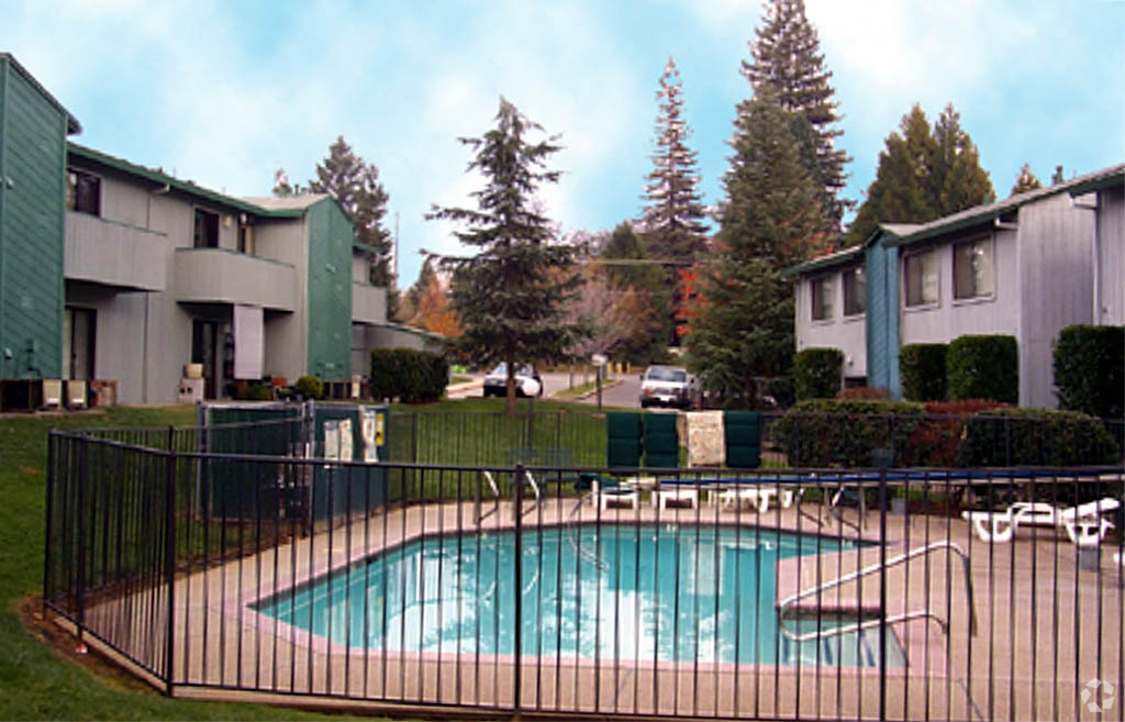Primary Photo - Crown Point Apartments