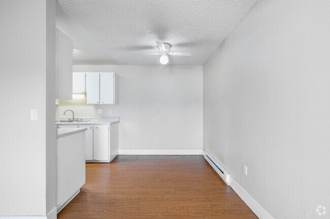 1 habitación, 1 baño, 570 pies cuadrados, comedor - SUNDANCER APARTMENTS