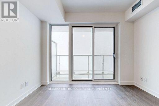 Photo du bâtiment - 2033 Kennedy Rd
