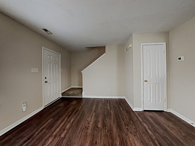 Building Photo - 11322 Northwoods Forest Dr