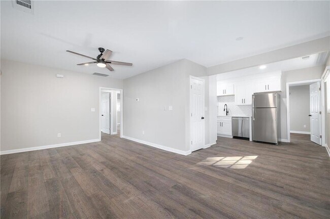 Foto del edificio - 896 Oakland Dr SW