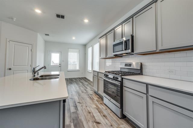 Building Photo - 1248 Canuela Way
