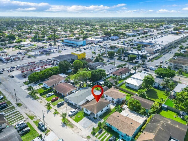 Foto del edificio - 3840 SW 91 Ave